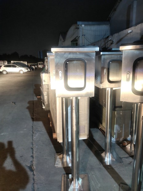 立杆户外箱定制